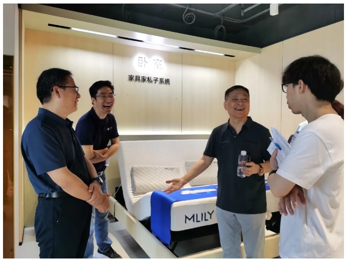 睿同控股參訪華為方舟壹號空間智能開放實驗室，攜手共探智慧空間新未來