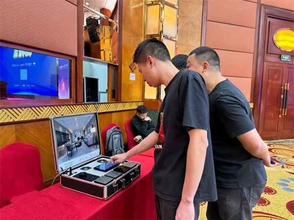 2023年視聽(tīng)行業(yè)高峰論壇暨頒獎(jiǎng)典禮 悠達(dá)榮獲多項(xiàng)殊榮 2023年視聽(tīng)行業(yè)高峰論壇暨頒獎(jiǎng)典禮 悠達(dá)榮獲多項(xiàng)殊榮