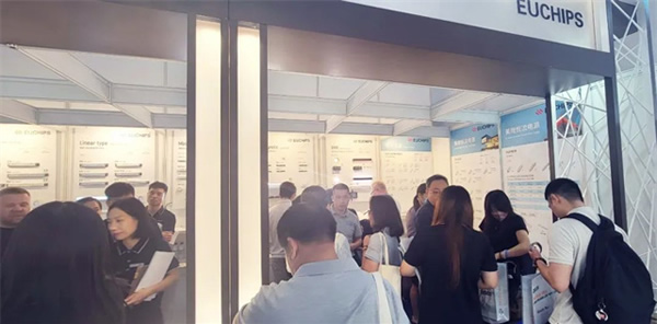 展會回顧 | 歐切斯驚艷亮相香港國際秋季燈飾展，引領智能調光新潮流