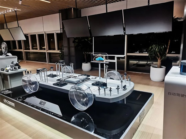 發(fā)現(xiàn)歐切斯之旅,走進(jìn)廣汽埃安科技展廳,感受"中國智造"力量 發(fā)現(xiàn)歐切斯之旅,走進(jìn)廣汽埃安科技展廳,感受"中國智造"力量