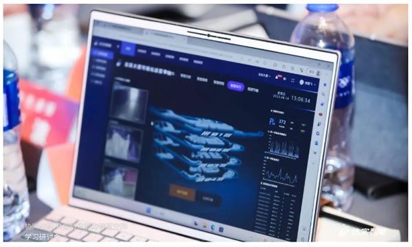 立足成都,輻射西南,“協同創新,共創可體驗的智慧空間”第三期學習研討會圓滿舉辦 立足成都,輻射西南,“協同創新,共創可體驗的智慧空間”第三期學習研討會圓滿舉辦