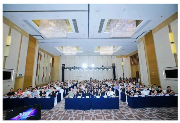 云鹿科技與Yeelight易來達(dá)成戰(zhàn)略合作