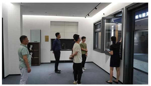 云沐資本、廣東保倫電子團隊一行蒞臨淇特科技參觀交流 云沐資本、廣東保倫電子團隊一行蒞臨淇特科技參觀交流