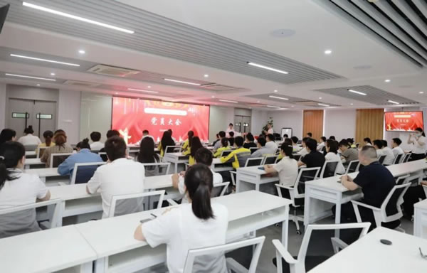 開新局 譜新篇|榮事達(dá)集團(tuán)黨員大會勝利召開_7