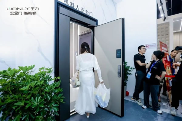 王力打造入戶門風向標驚艷全場，載譽收官！_8